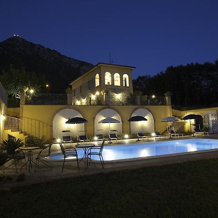 Country House Felicia Giungano ภายนอก รูปภาพ