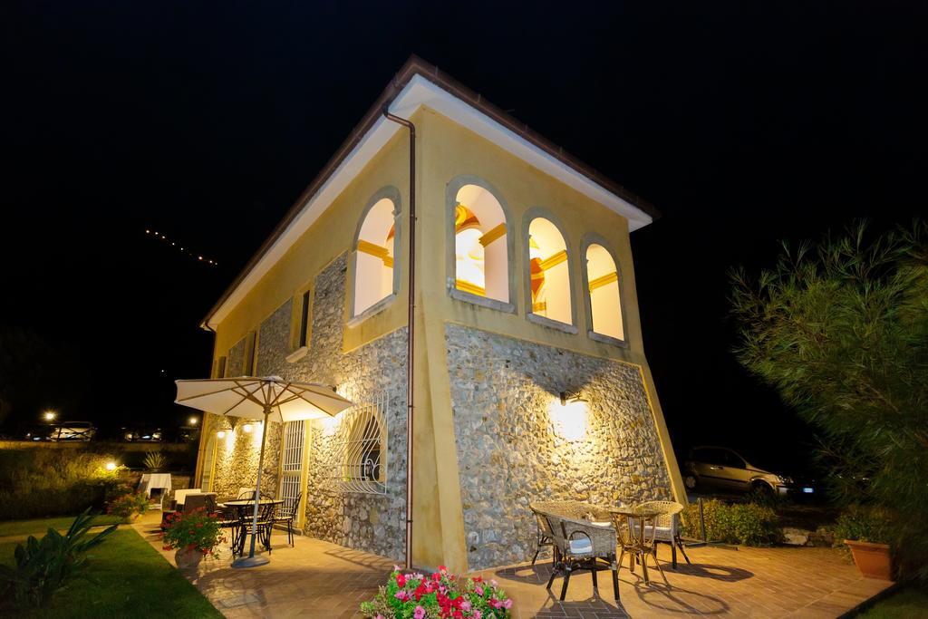 Country House Felicia Giungano ภายนอก รูปภาพ