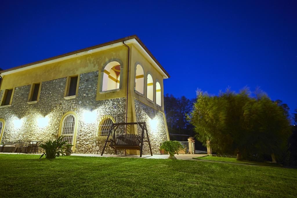 Country House Felicia Giungano ภายนอก รูปภาพ